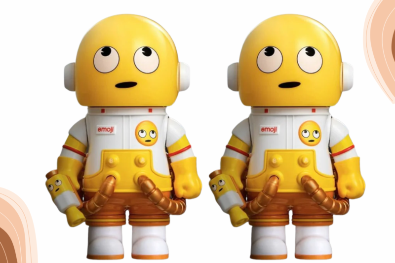 Mô hình Pop Mart Molly Emoji – Sự lựa chọn độc đáo cho tín đồ sưu tầm