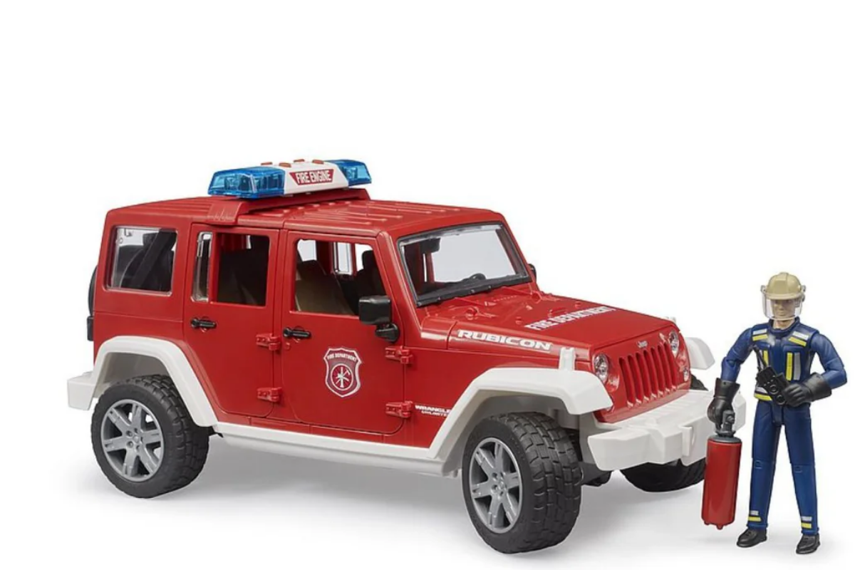 Xe Cứu Hỏa Jeep Wrangler Rubicon BRUDER Cho Bé 4+