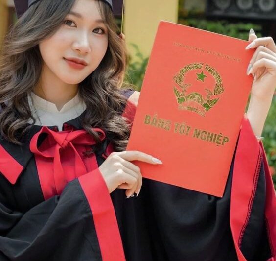 Bảng giá chụp ảnh kỷ yếu cấp 3 trọn gói, giá rẻ